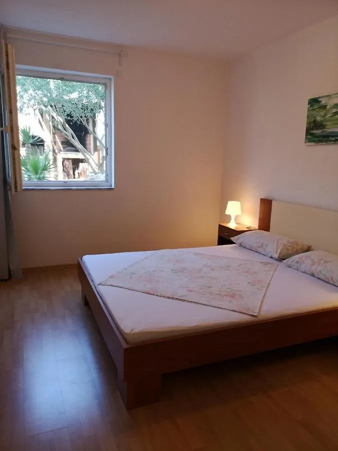 Apartment Banjol 5071A